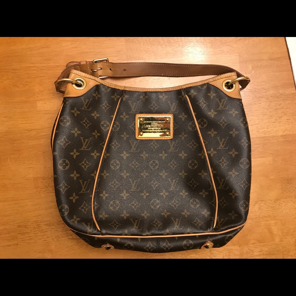 100% Authentic Louis Vuitton Galleira PM
